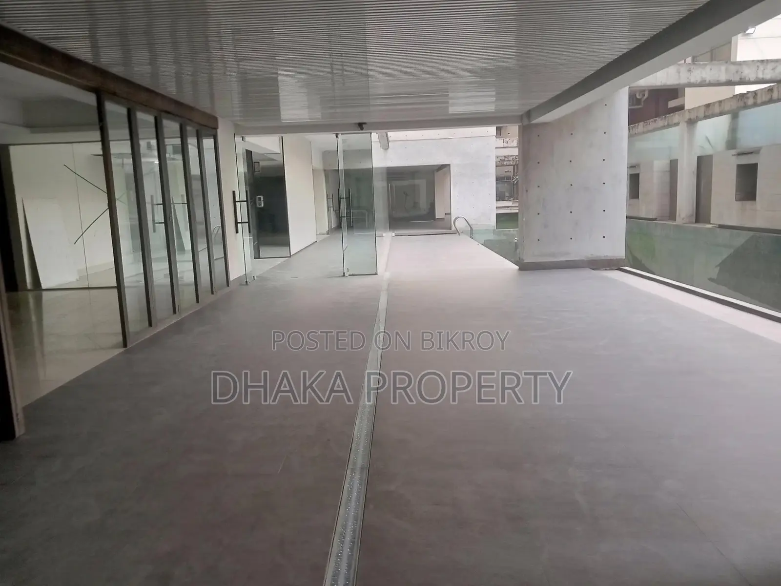 Luxurious Semi Furnished 4 Beded Apartment Rent in Gulshan