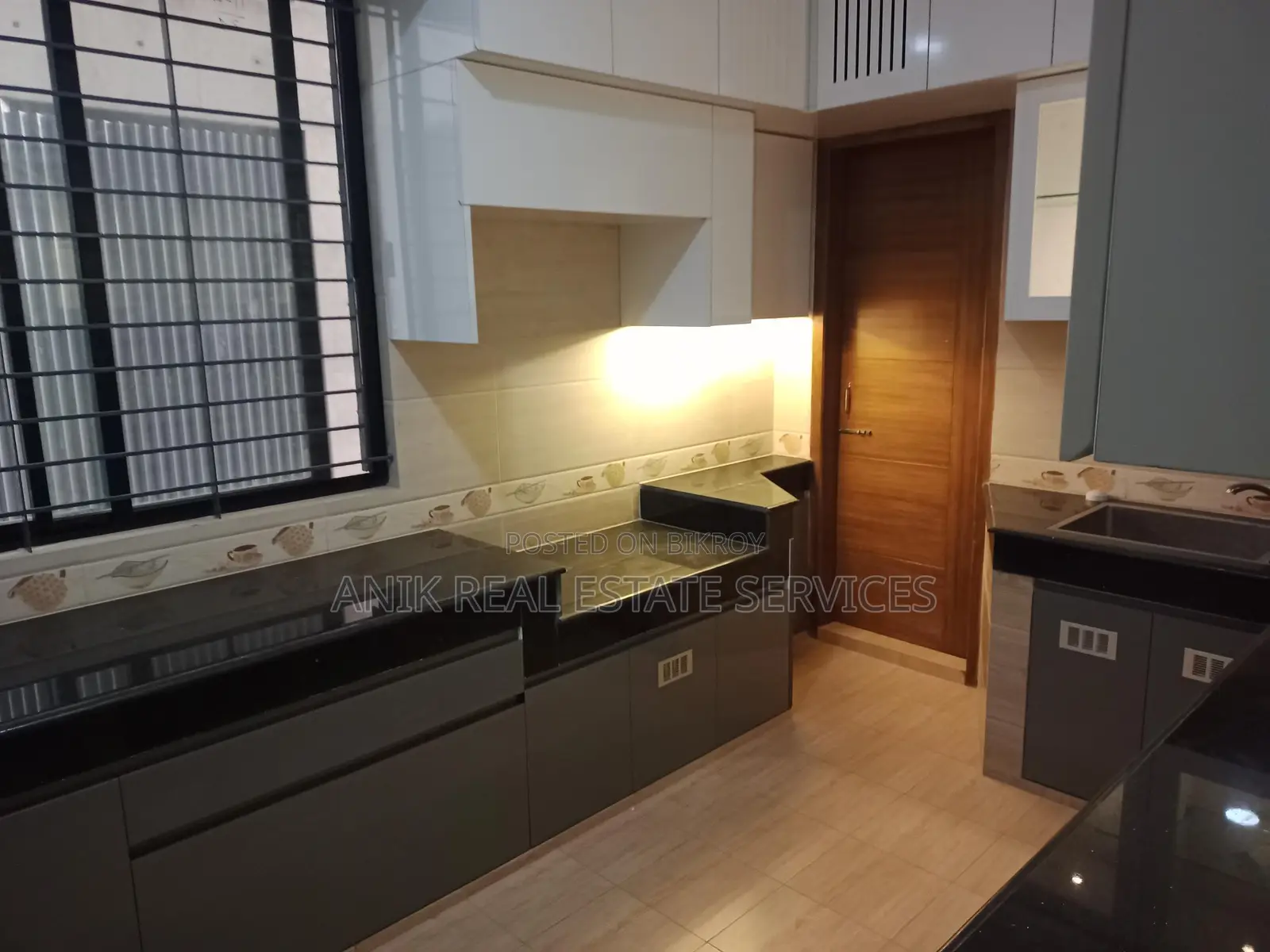 Mordan New Flat 4 Bedroom Semi Farnised Rent At Gulshan 2