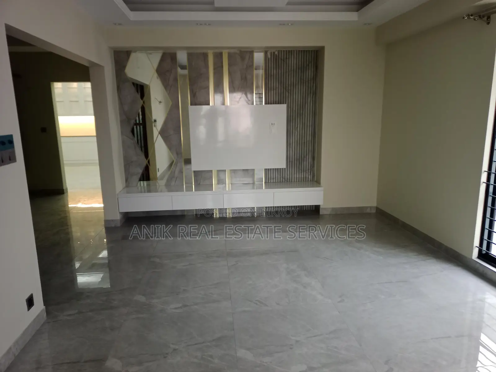 Mordan New Flat 4 Bedroom Semi Farnised Rent At Gulshan 2
