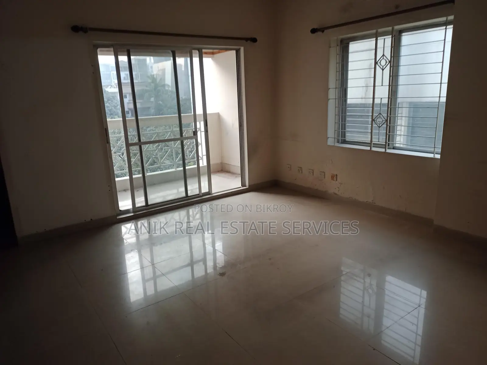 Mordan New Flat 4 Bedroom Semi Farnised Rent At Gulshan 2