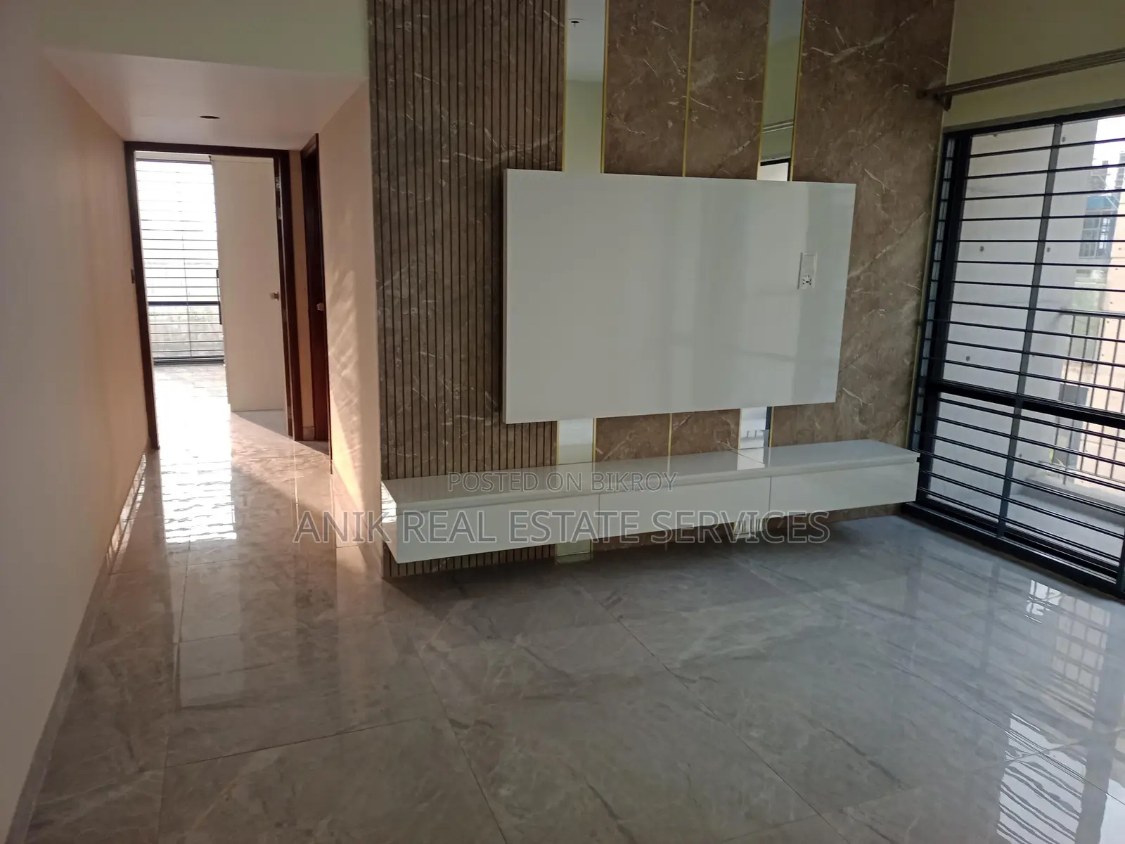 Mordan New Flat 4 Bedroom Semi Farnised Rent At Gulshan 2