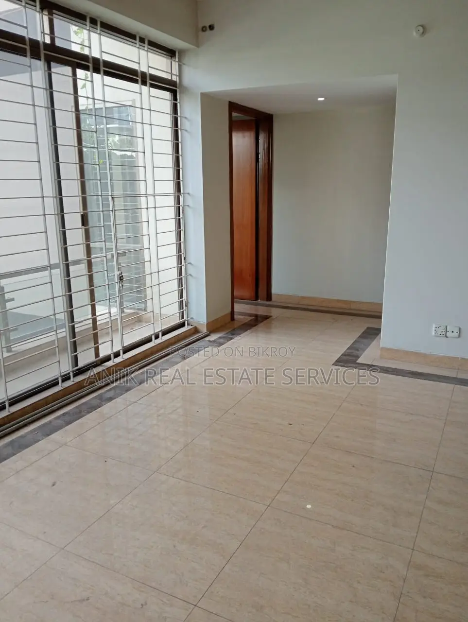 Good Quality 4 Bedroom Un Furnished Flat Rent At Gulshan 2