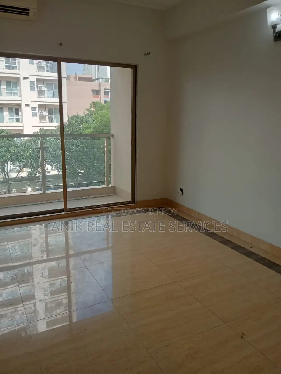 Good Quality 4 Bedroom Un Furnished Flat Rent At Gulshan 2