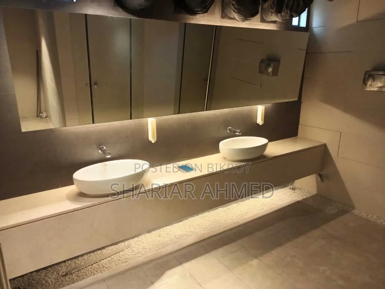 12,000 SqFt Commercial Space for Rent on GULSHAN Avenue