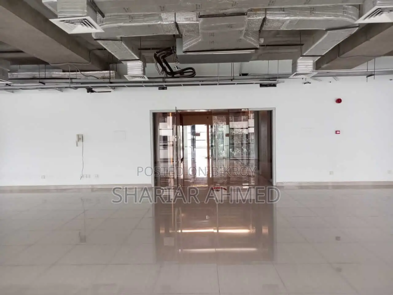 12,000 SqFt Commercial Space for Rent on GULSHAN Avenue