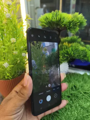 Samsung Galaxy A20 3/32 Amoled Display (Used)