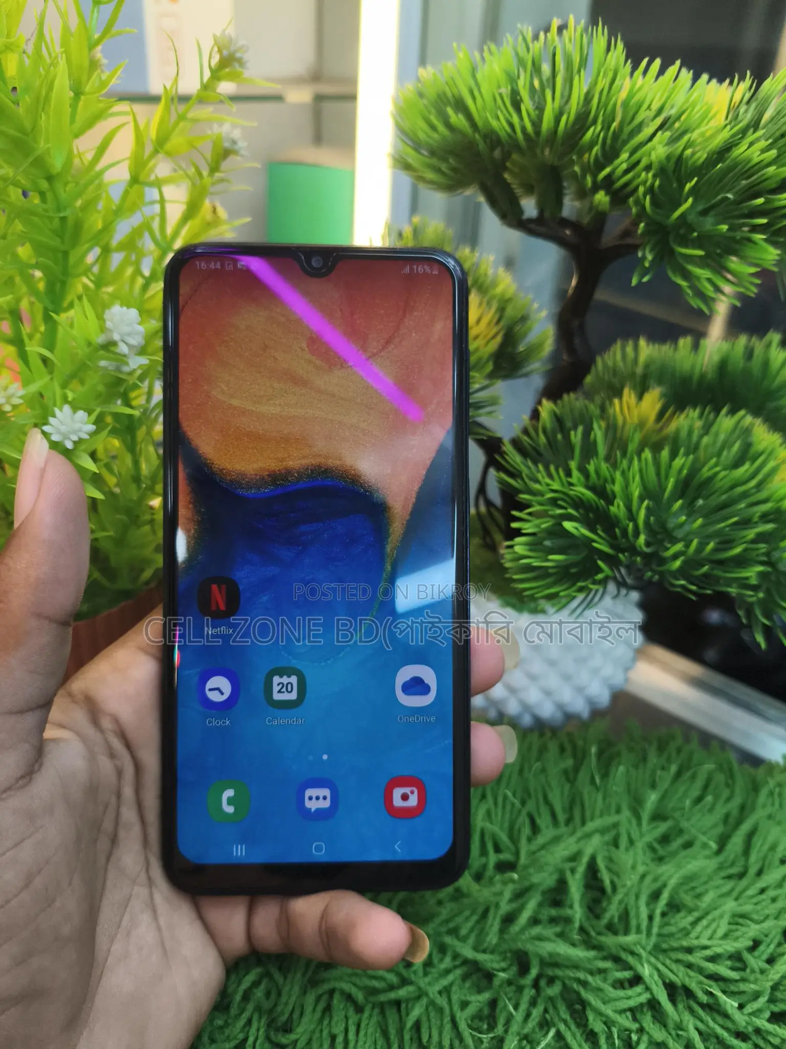 Samsung Galaxy A20 3/32 Amoled Display (Used)