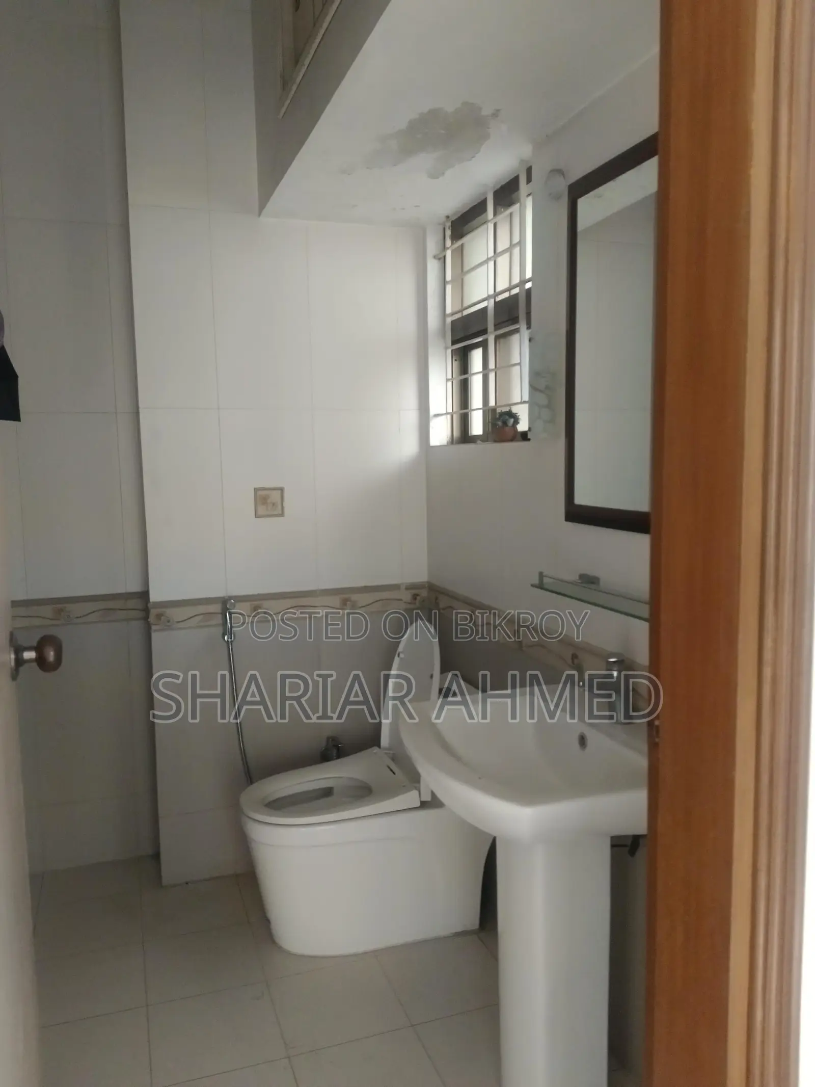 3,000 Sqft, 4-Bed Unfurnished Apartment for Rent in Gulshan