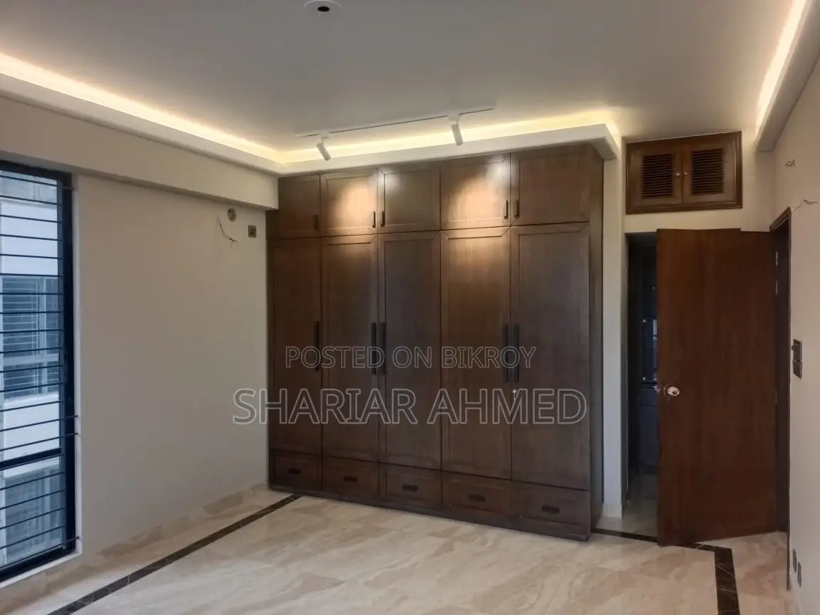 Furnished 3200 Sqft 4-Bedroom Apartment For Rent In Gulshan