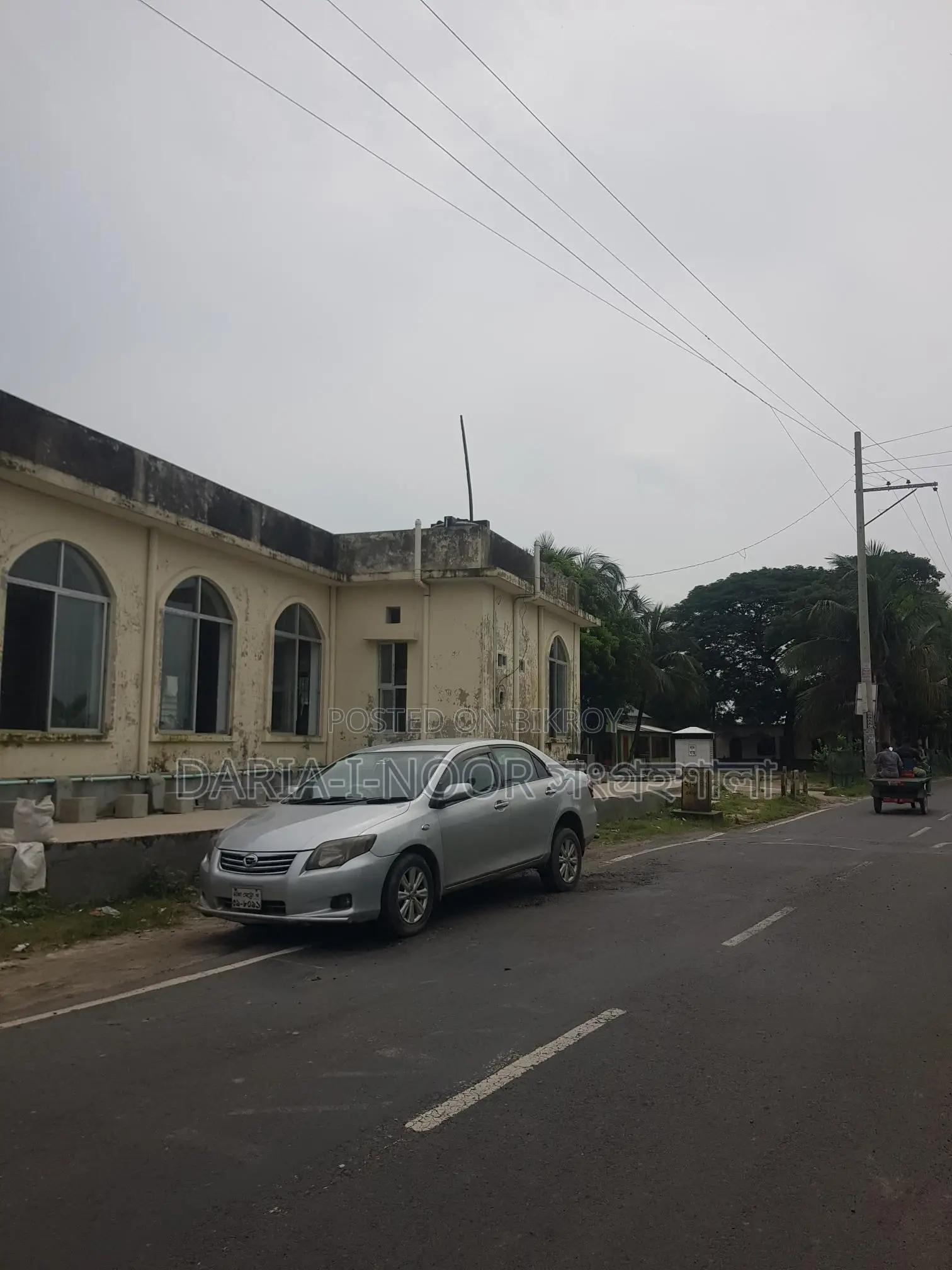 জাজিরা শরিয়তপুর মেইন রোডের সাথে নাওডোবা গনি মোড়ে ৮৩ বিঘা জমি বিক্রি হবে
