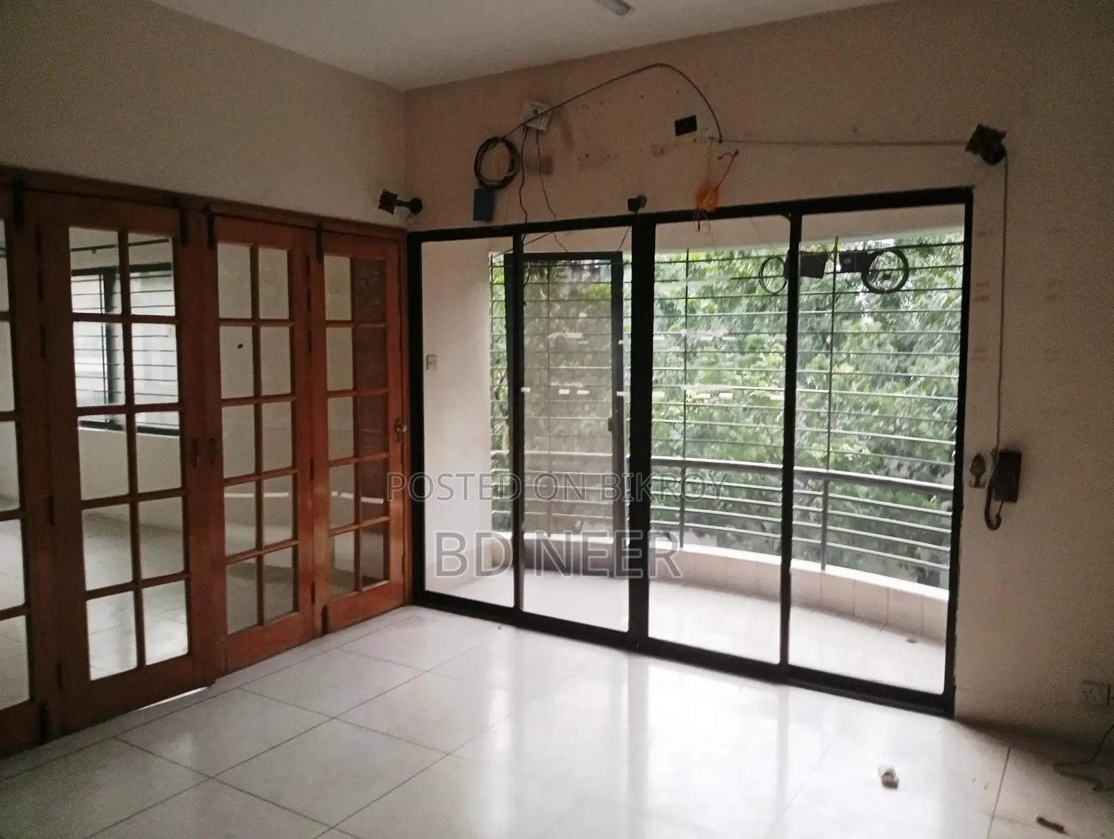 3000-SqFt 4-Bed 4th Floor Flat For Rent in Gulshan-2