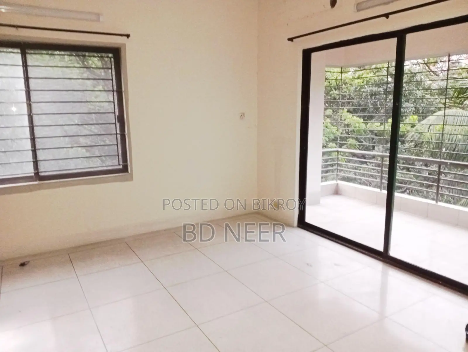 3000-SqFt 4-Bed 4th Floor Flat For Rent in Gulshan-2