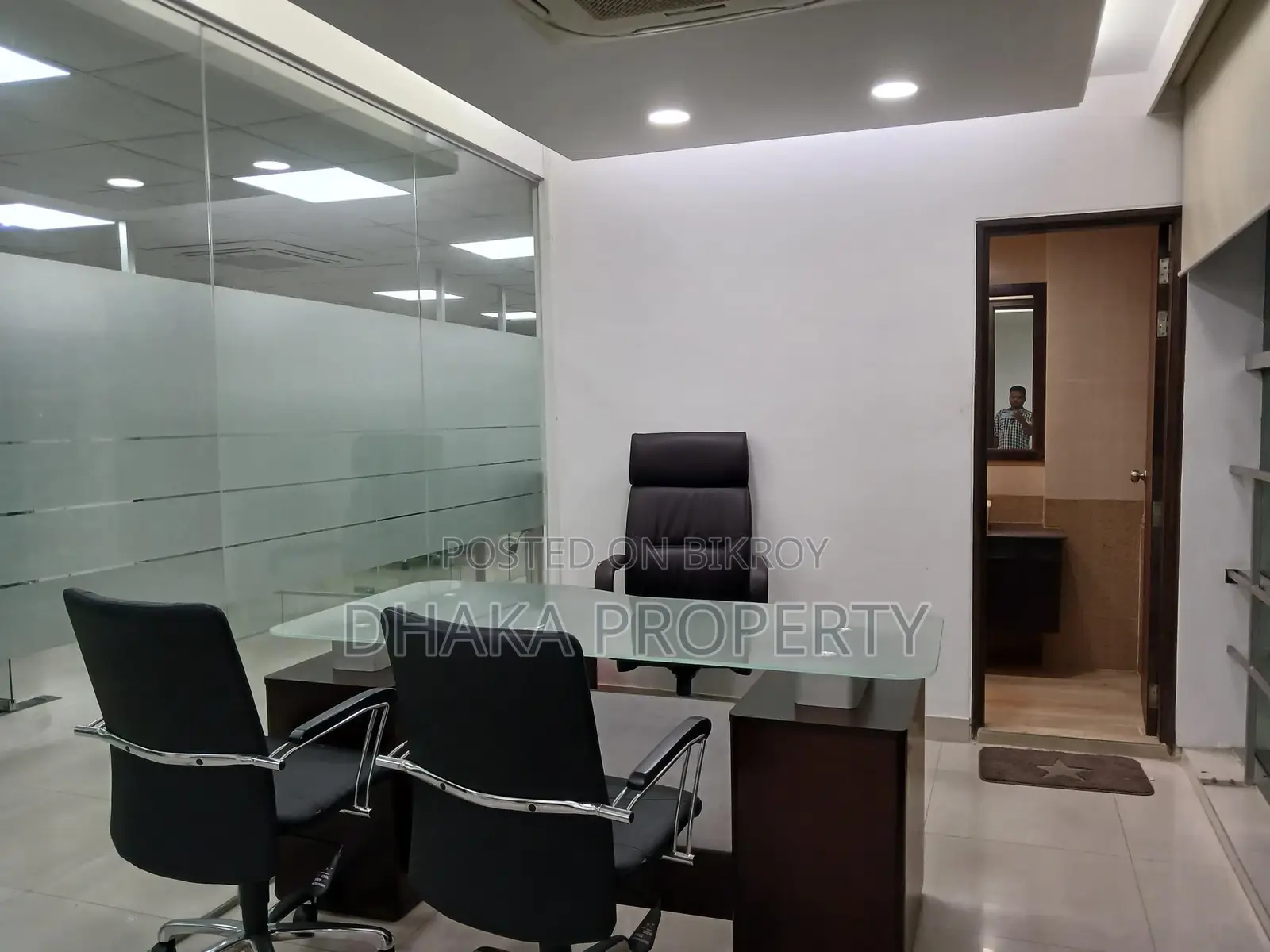 গুলশানে ২৮৯০ বর্গফুট সম্পূর্ণ ফার্নিশড অফিস ভাড়ার জন্য