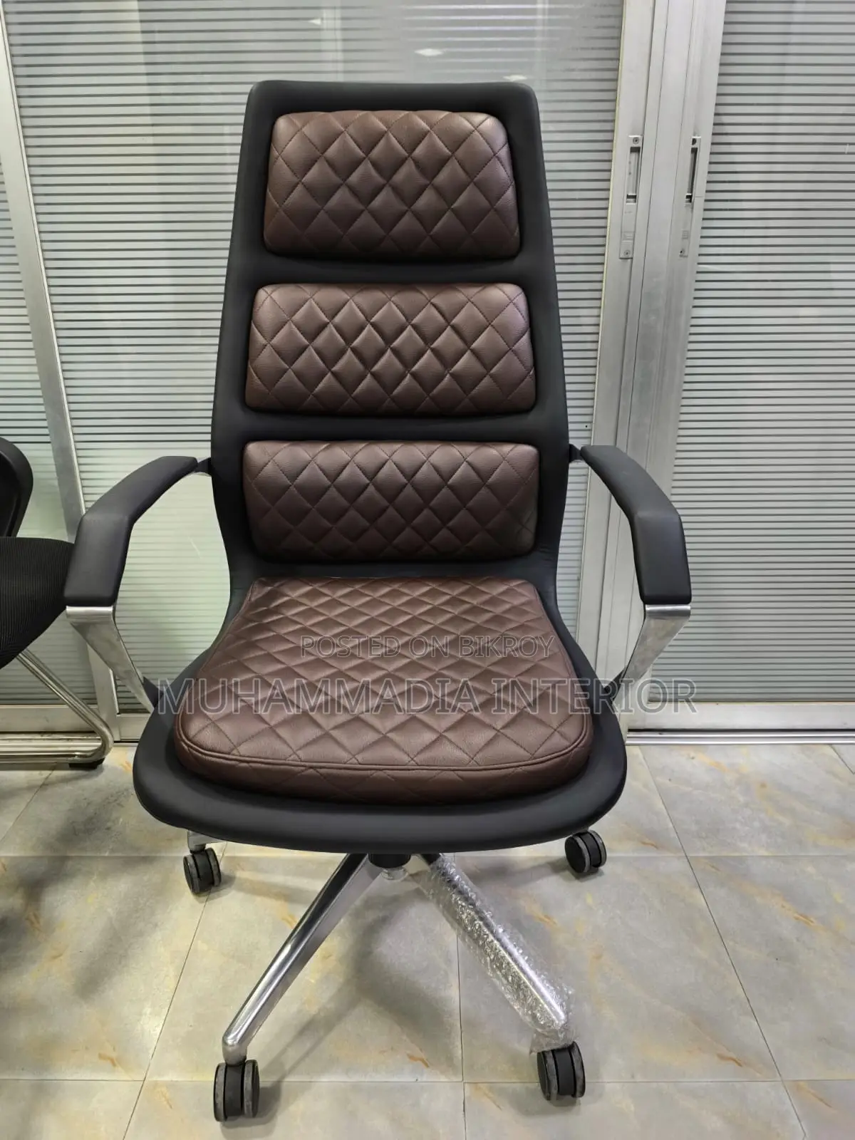 BOSS CHAIR (COMFORT- MID- 2017)