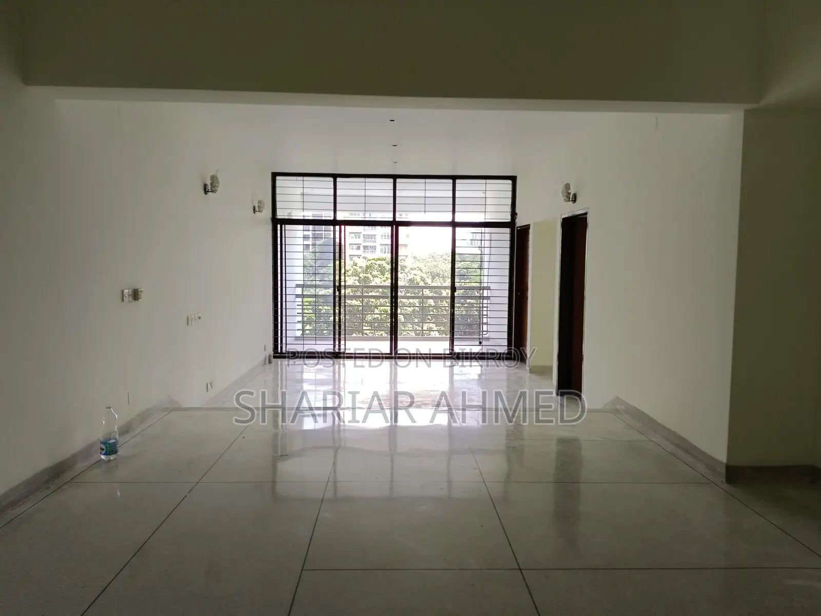 গুলশানে ২৮০০ বর্গফুটের ৪ বেডরুমের আন-ফার্নিশড অ্যাপার্টমেন্ট ভাড়া হবে
