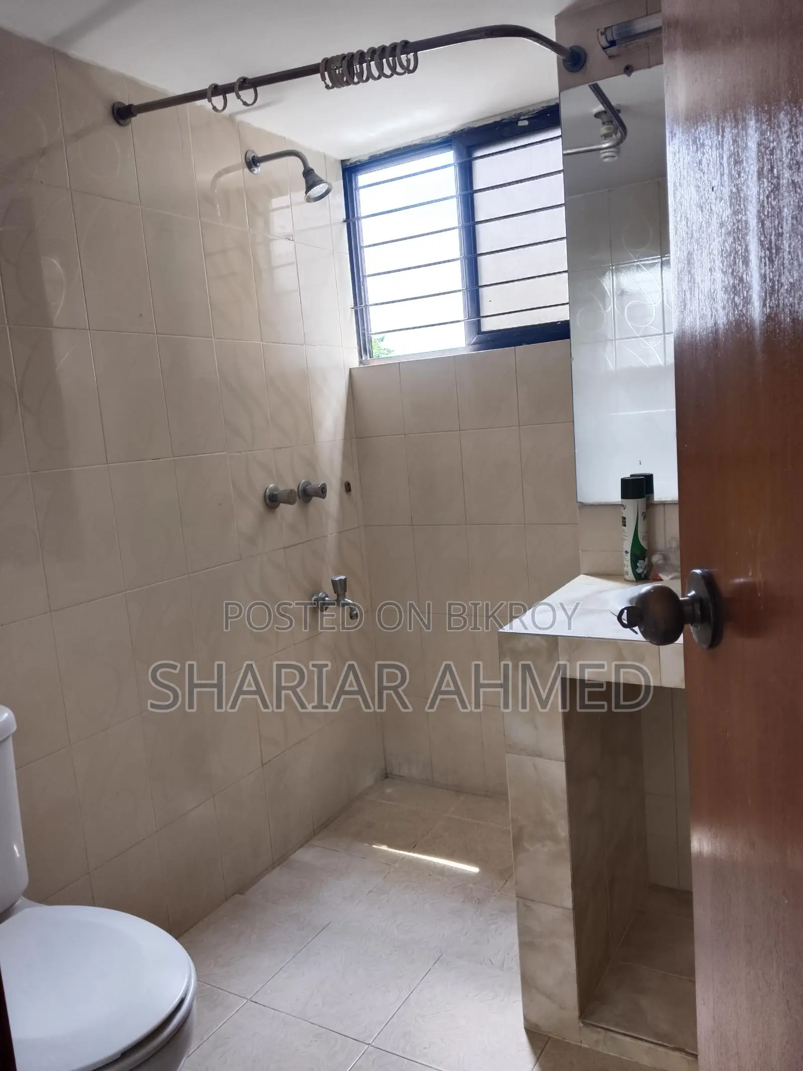গুলশানে ২৮০০ বর্গফুটের ৪ বেডরুমের আন-ফার্নিশড অ্যাপার্টমেন্ট ভাড়া হবে