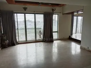 lake view semi furnish 4 bedroom apt rent in banani North