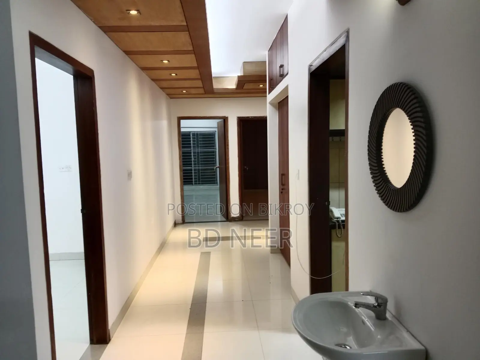 lake view semi furnish 4 bedroom apt rent in banani North