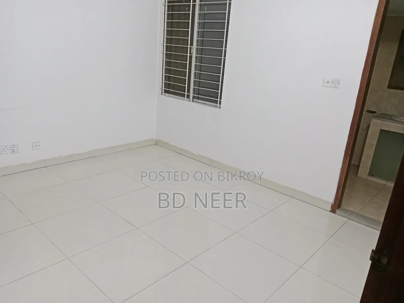lake view semi furnish 4 bedroom apt rent in banani North