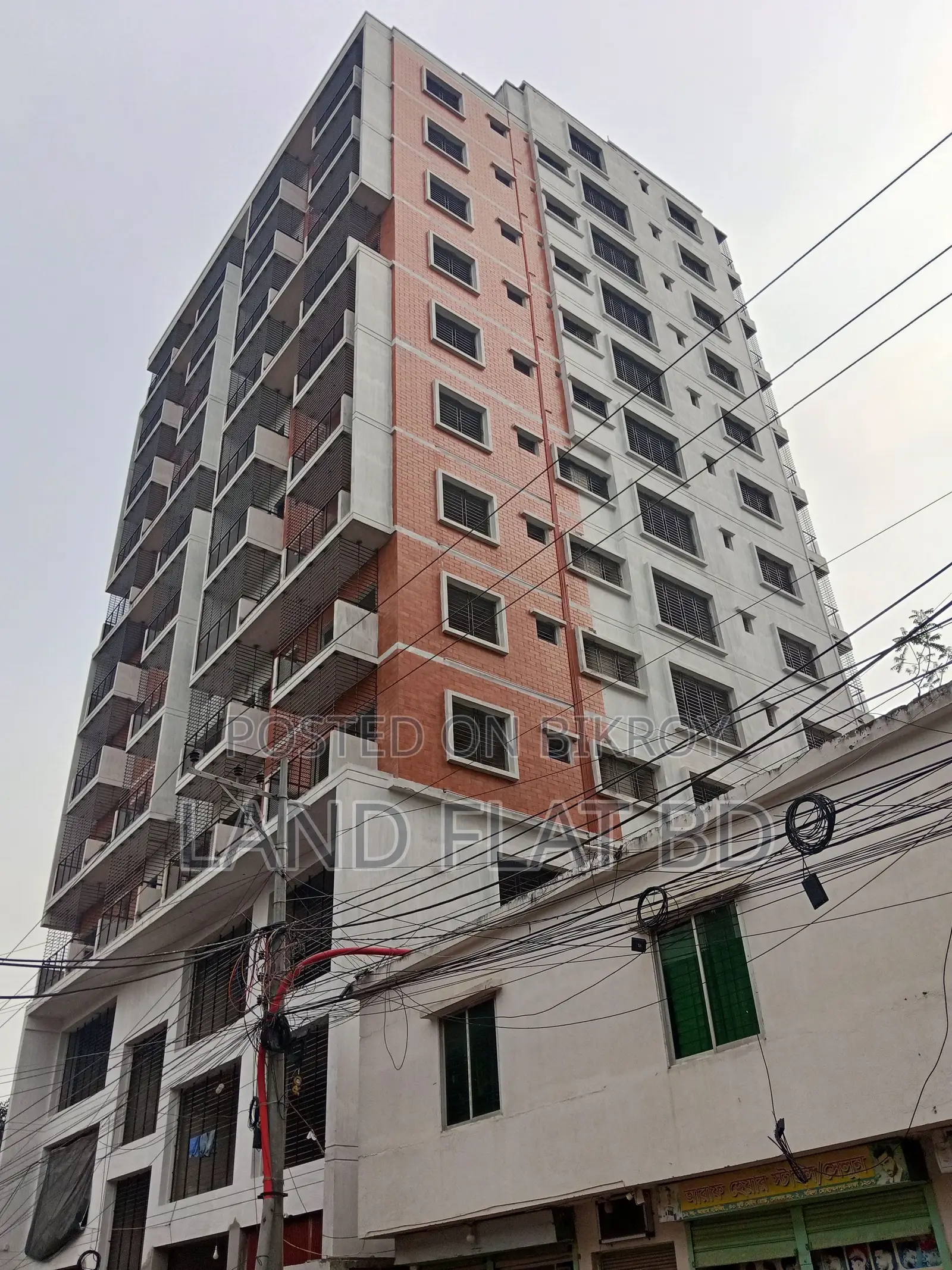 100% Ready Office Space or Shop for Sale @ 1550 Sq Ft Ground Floor