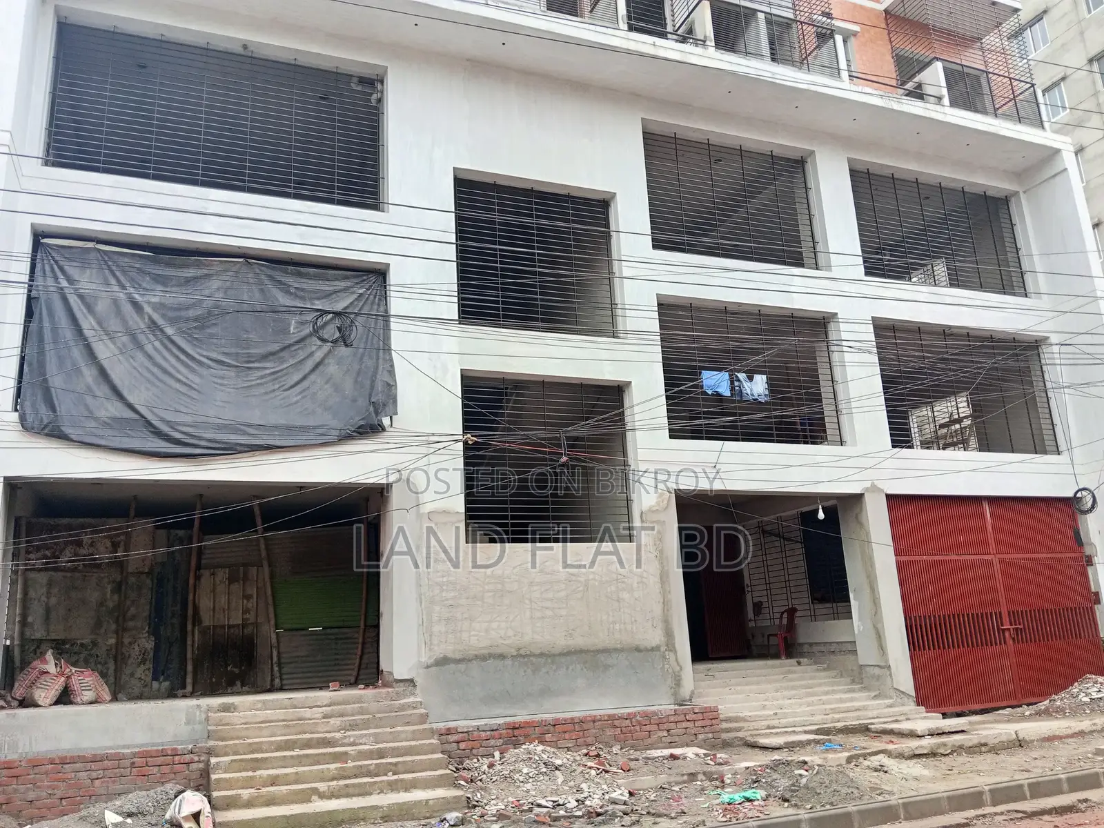 100% Ready Office Space or Shop for Sale @ 1550 Sq Ft Ground Floor