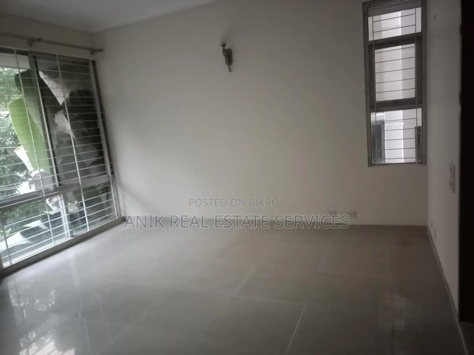 Good Quality 3 Bedroom Un Farnised Flat Rent At Gulshan 2