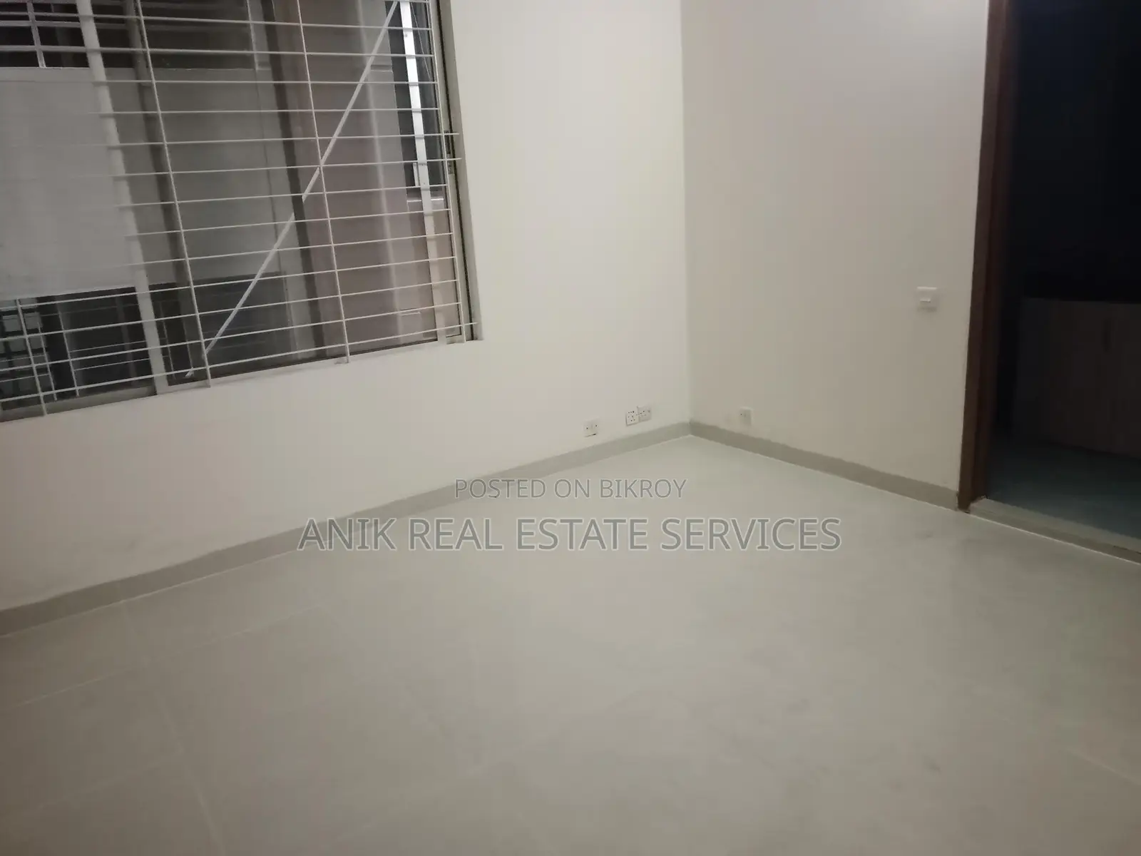 Good Quality 3 Bedroom Un Farnised Flat Rent At Gulshan 2