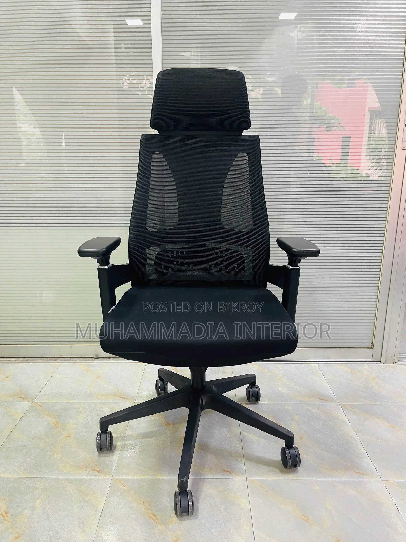 (BLACK- MID- 3903) BOSS CHAIR