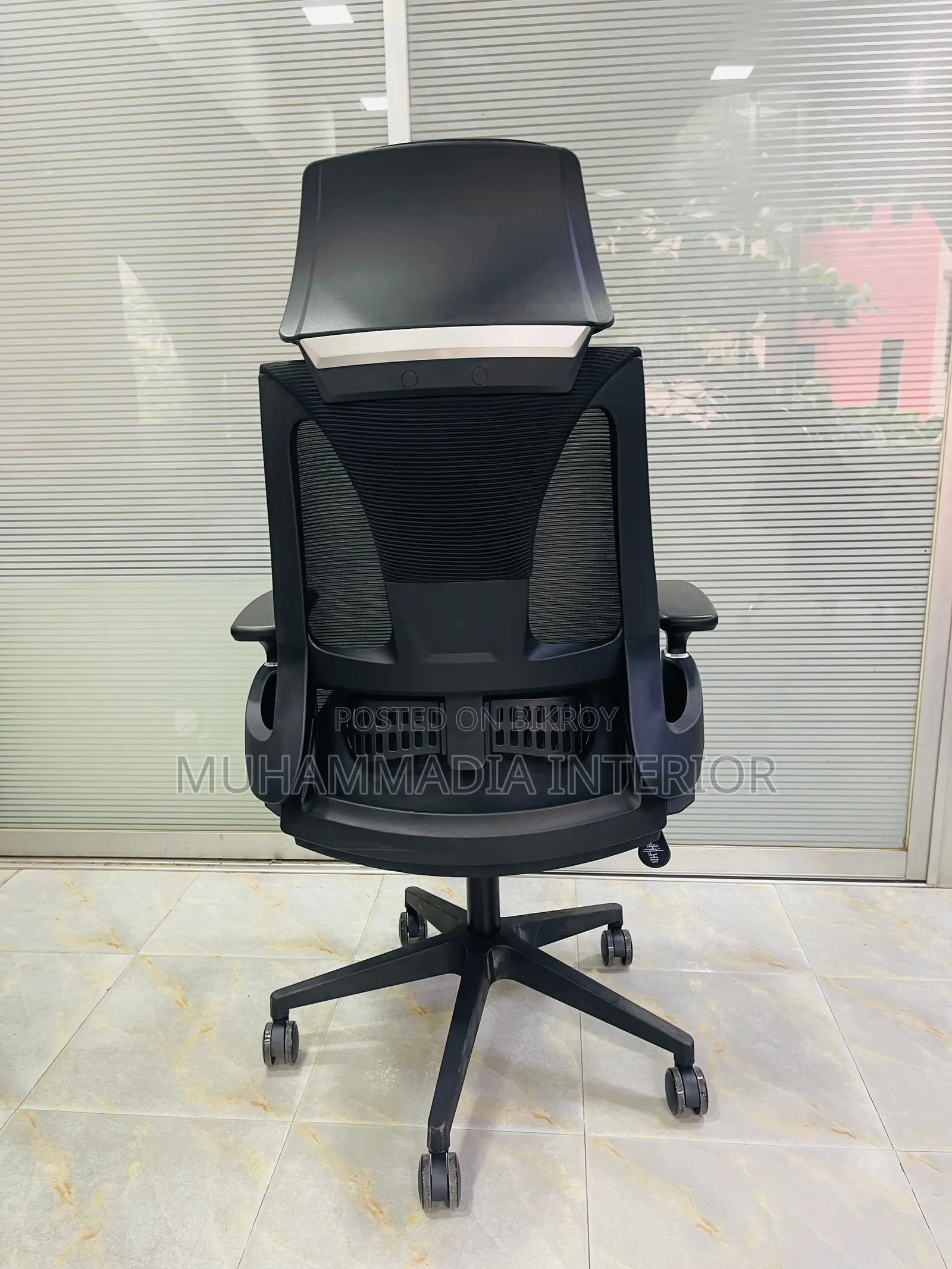 (BLACK- MID- 3903) BOSS CHAIR
