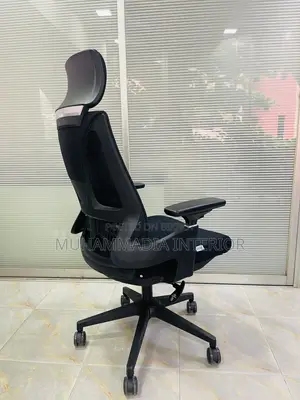 (BLACK- MID- 3903) BOSS CHAIR