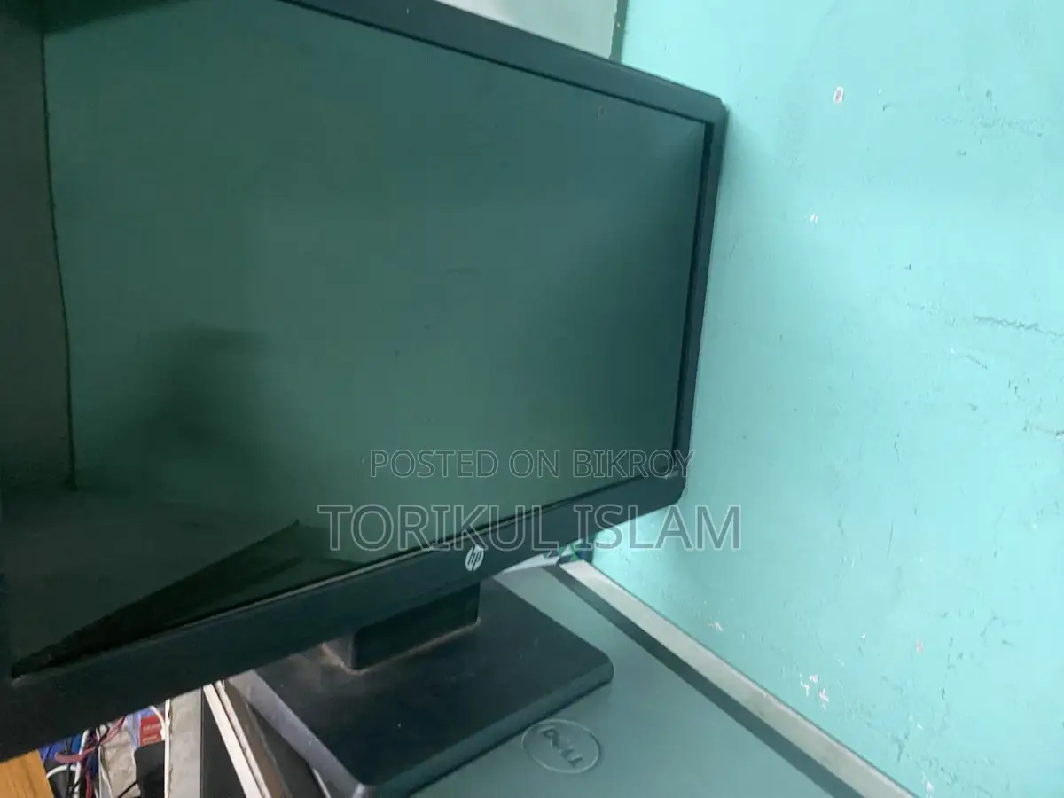 HP 19 inch Monitor /1 mark