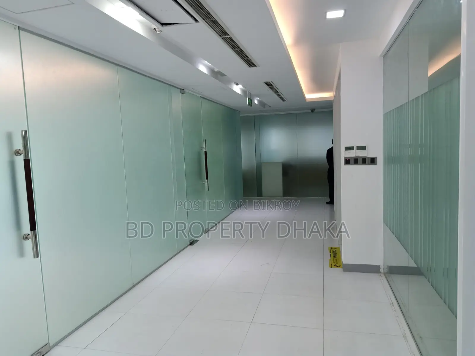 9500sqft Decorated Office Space Rent in Gulshan Avenue