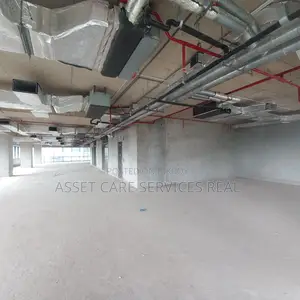 14000+70000 Sqf Commercial Space Rent @ Gulshan Avenue.