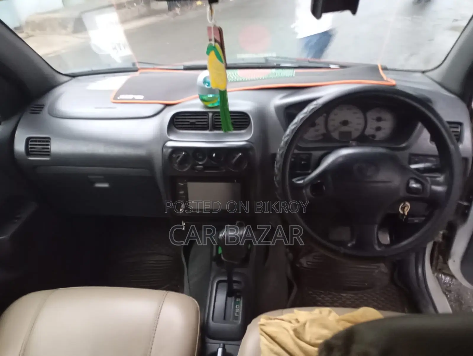 টয়োটা ক্যামি জি সিলভার এসইউভি ১.৩ লিটার ২০০১