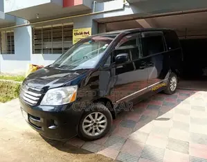 Toyota Noah 2.0 FWD (8 Seater) 2003 Black