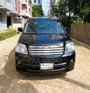 Toyota Noah 2.0 FWD (8 Seater) 2003 Black