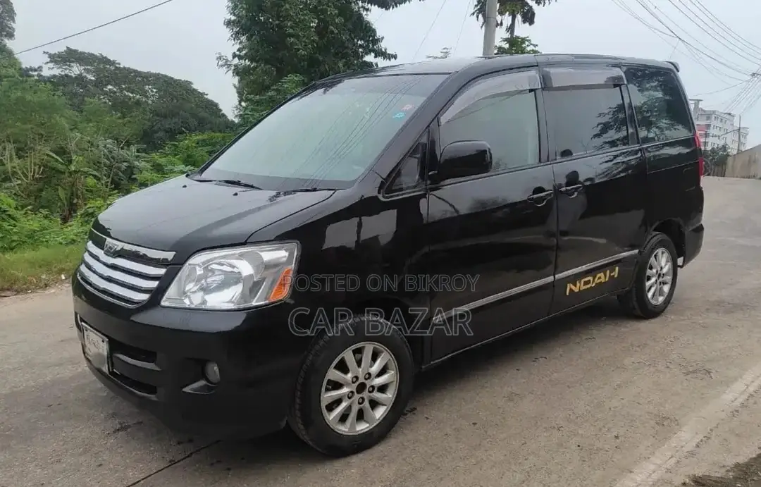 Toyota Noah 2.0 FWD (8 Seater) 2003 Black
