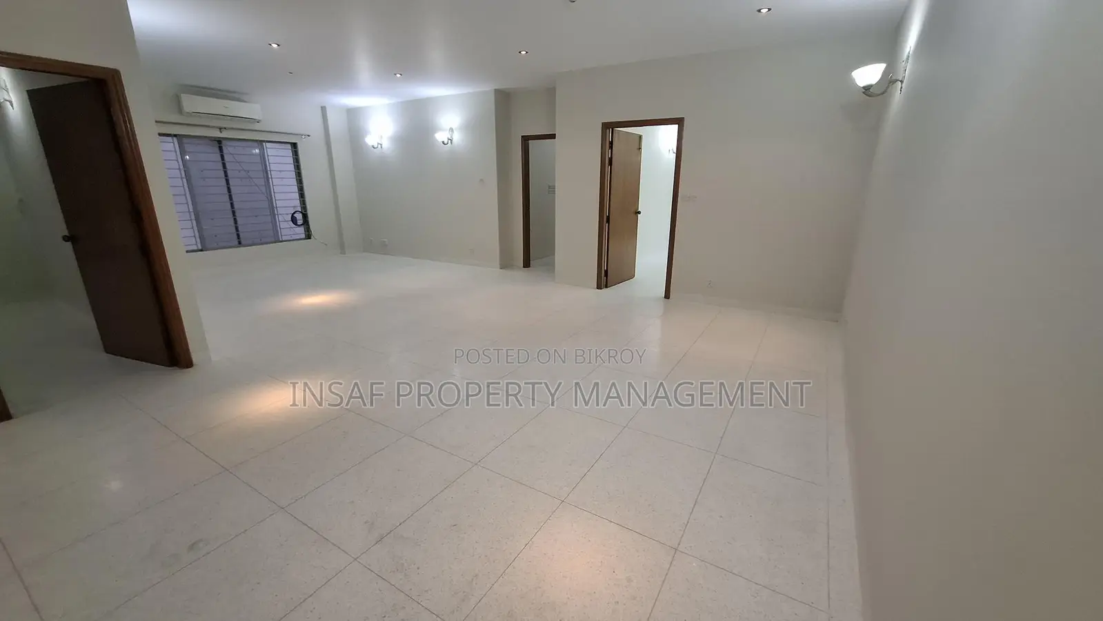 3500 Sq Ft 4 Bedroom Apartment for Sale in Gulshan | Spacious Home