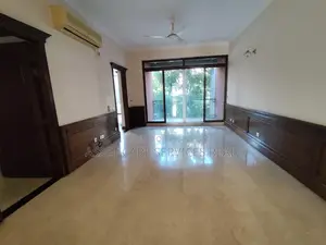 গুলশান-২ এ ৩ বেড সেমি-ফার্নিশড এক্সক্লুসিভ অ্যাপার্টমেন্ট ভাড়া