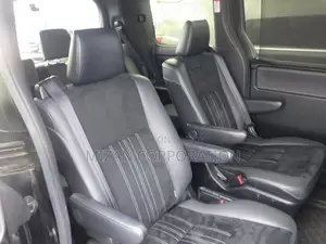 Toyota Esquire Gi package 2020