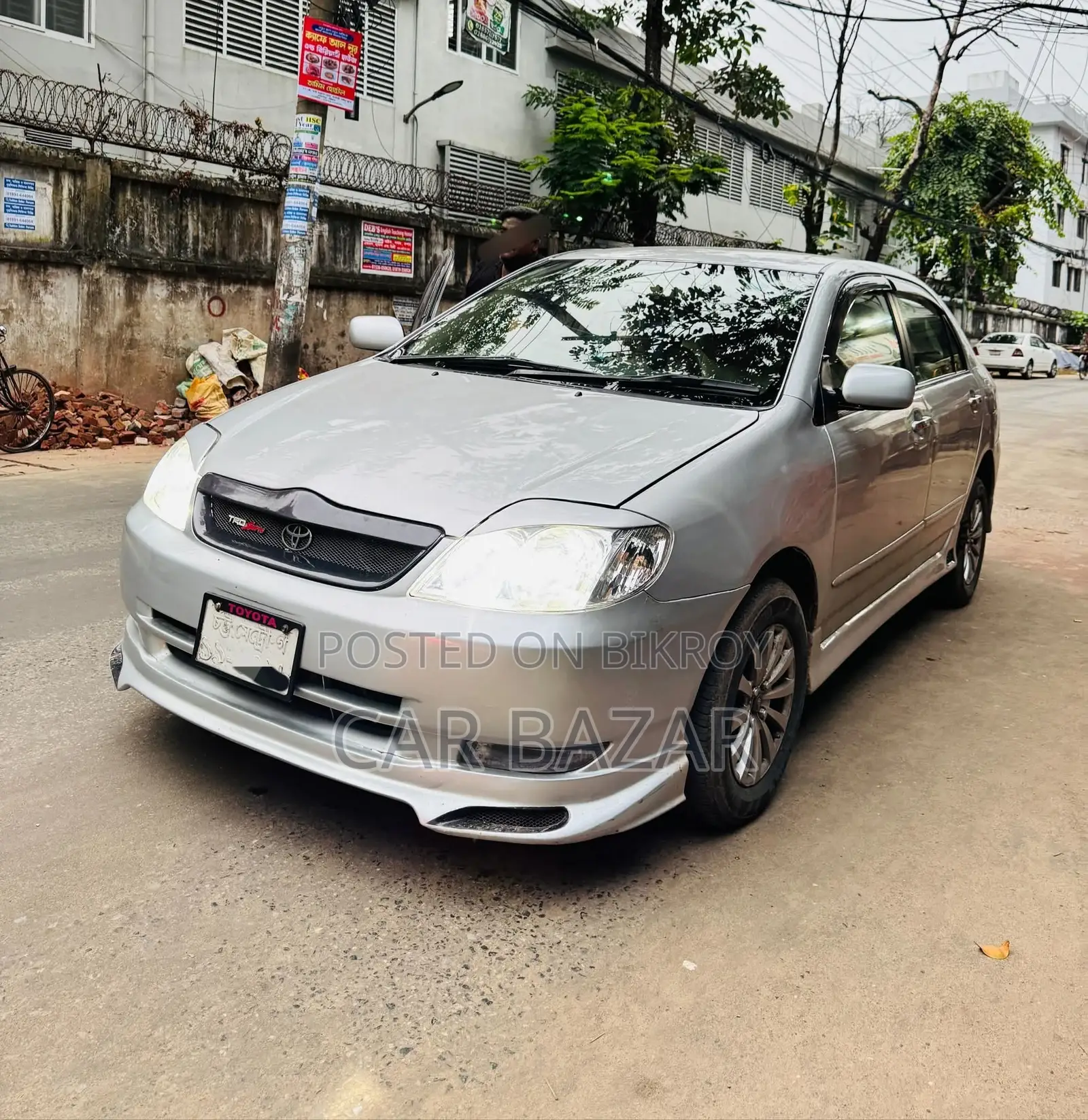 টয়োটা করোলা জি লিমিটেড সিলভার ২০০১