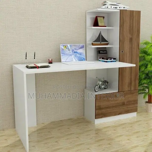 Reading Table (MID-RDT-004)