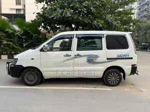 Toyota Noah GL KR 42 Standard Roof 2004