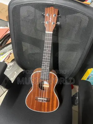 Adam Smait Brand 24-inch Ukulele