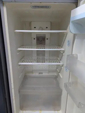 Lg sweet non frost fridge