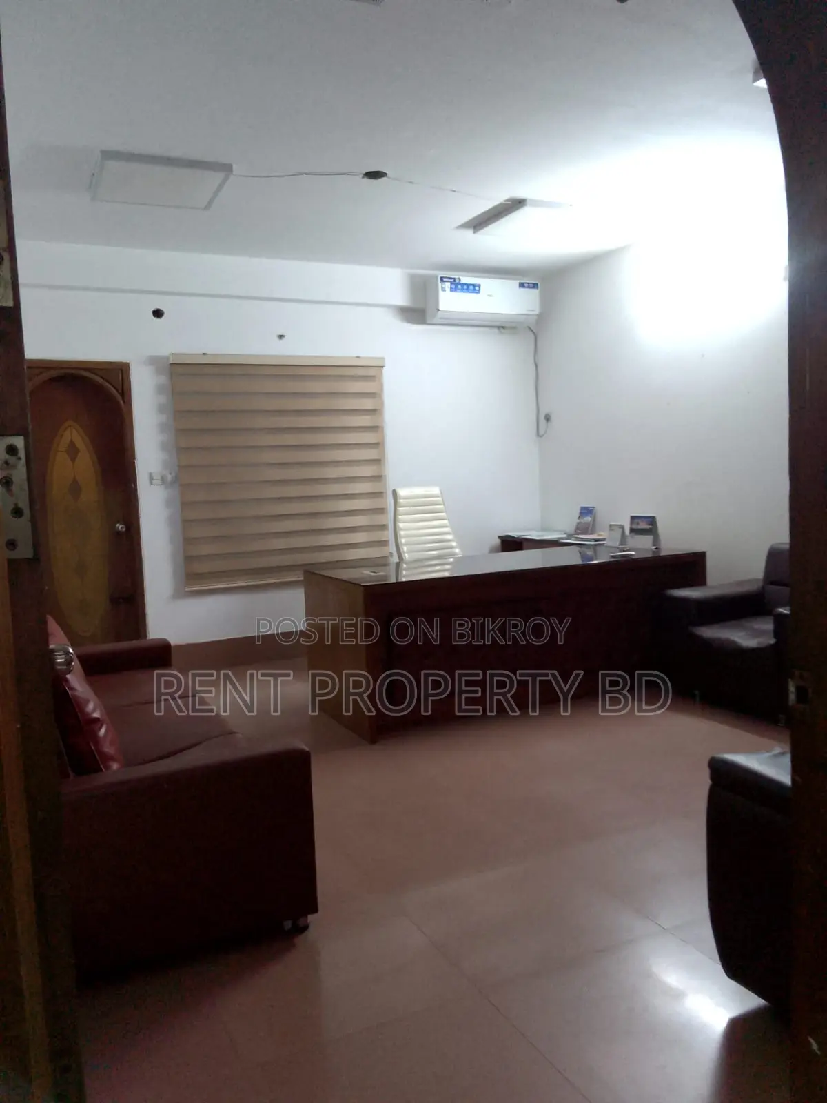 বনানীতে ভাড়ার জন্য রেসিডেন্স অফিস স্পেস