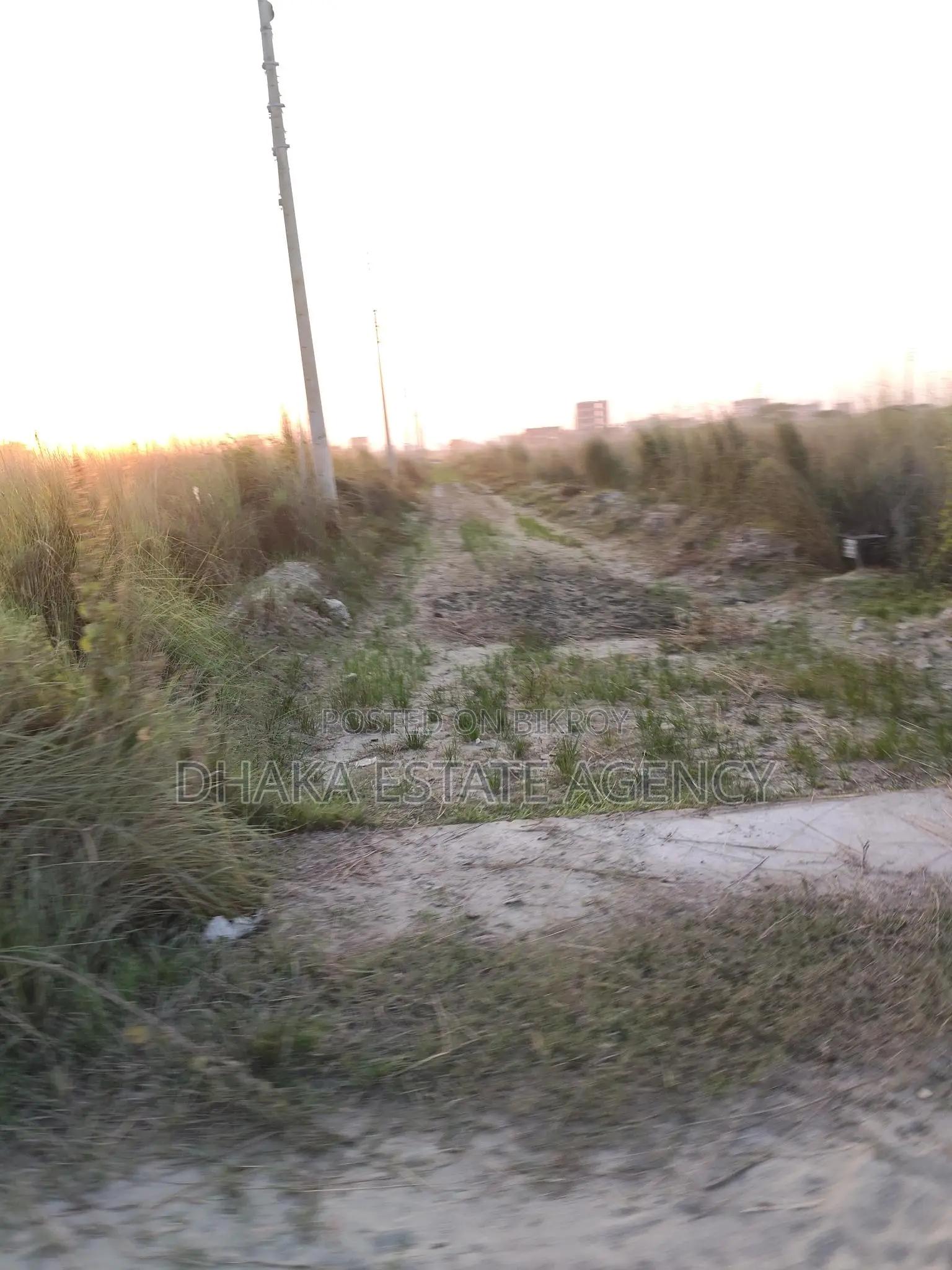 Block K, 40 Katha Plot with 2-Way Road Access (South/North)