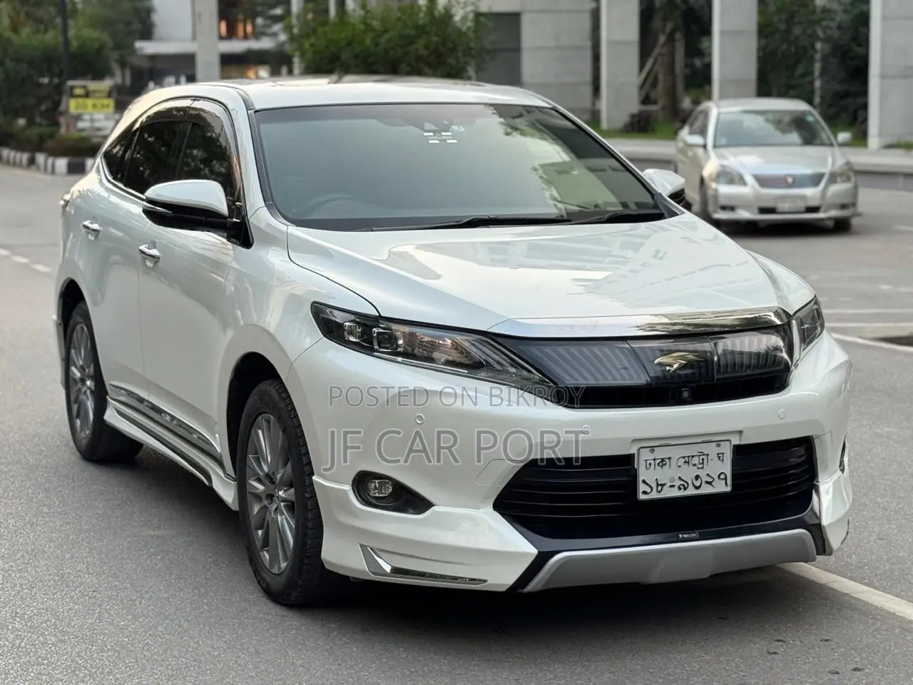 Toyota Harrier Advance Premium JBL 2015