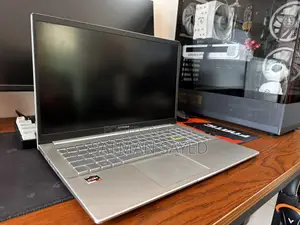 Asus Vivobook S15 M533I Ryzen 7 - White