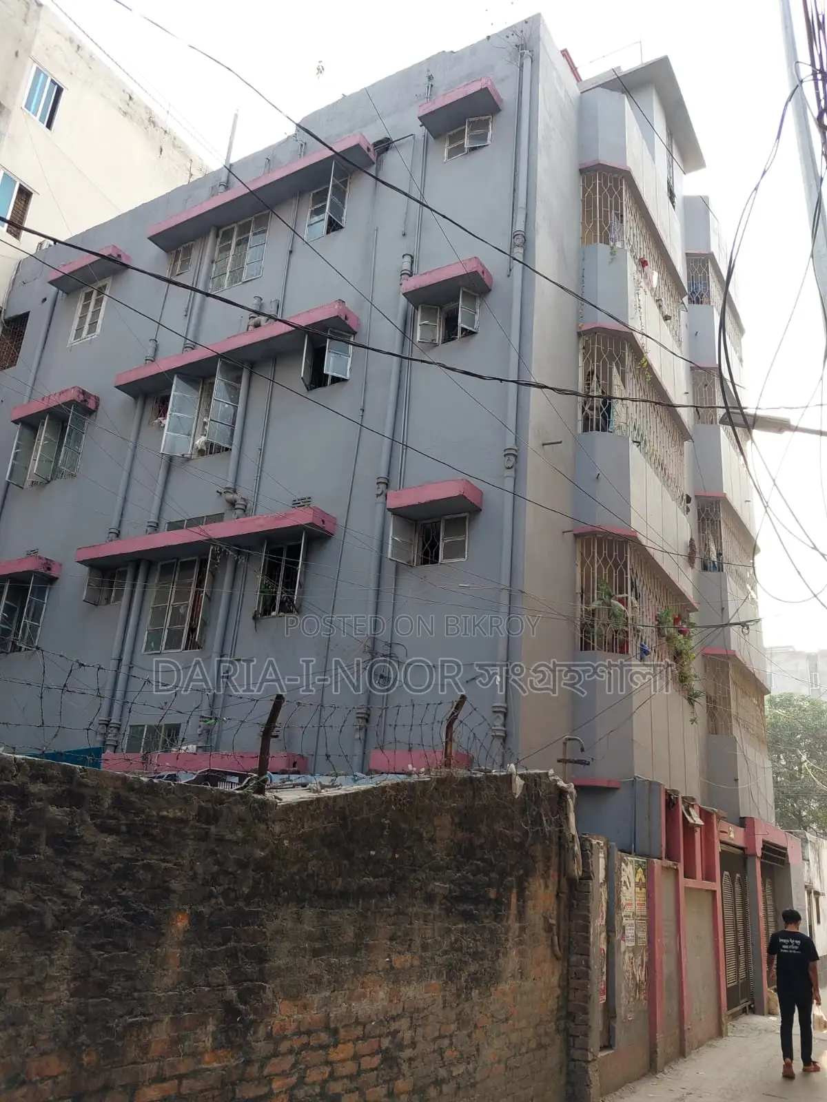 মোহাম্মদপুরে পৌনে দুই লাখ আয়ের সুযোগে তিন কাঠায় বাড়ী